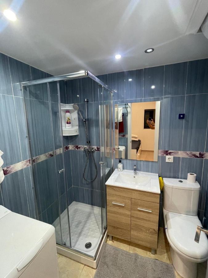 Studio Appartament Bright City Nuevo! Τορρεμολίνος Εξωτερικό φωτογραφία