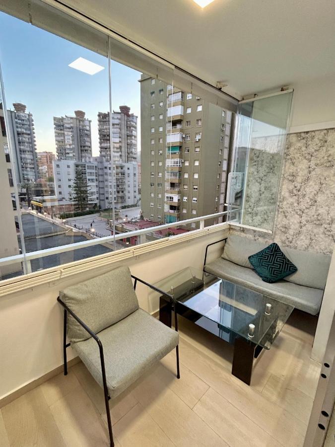 Studio Appartament Bright City Nuevo! Τορρεμολίνος Εξωτερικό φωτογραφία